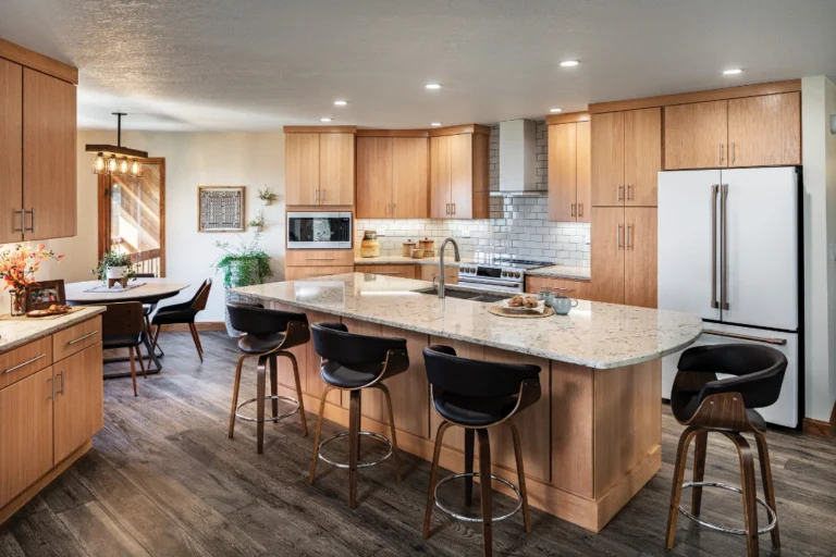 HSH Home Design-island kitchen