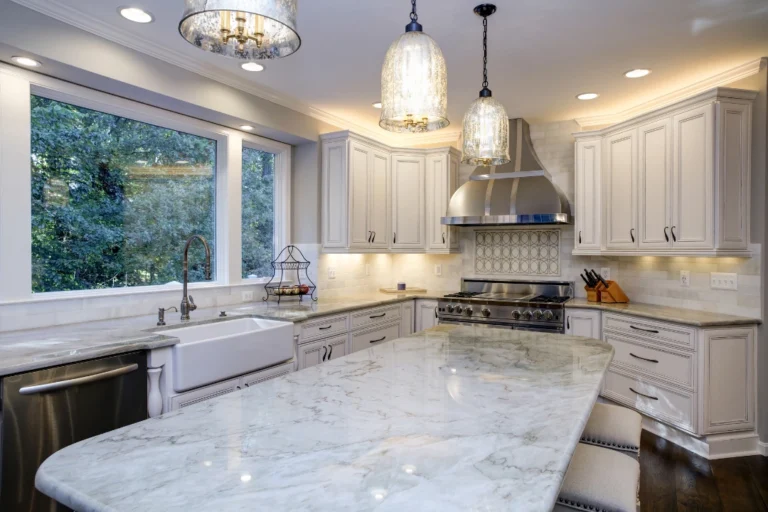 Kitchen design byHSH Home Design